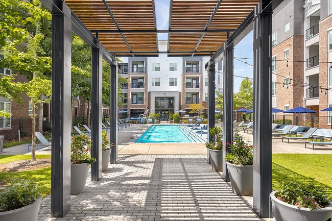 1760 Apartments in Lawrenceville, GA - Foto de edificio - Building Photo