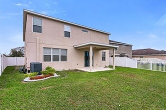 12017 Grand Kempston Dr in Gibsonton, FL - Building Photo - Building Photo