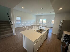 18635 Gravago Ln in New Caney, TX - Building Photo - Building Photo