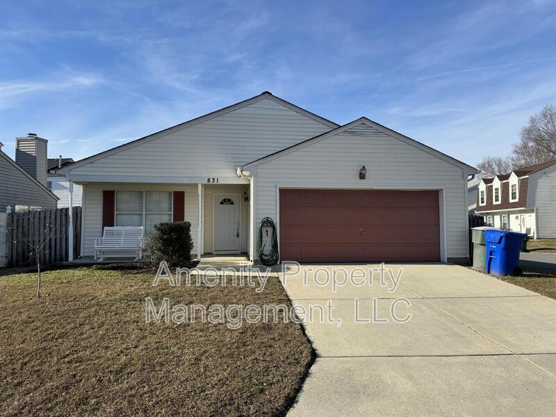 831 Rouse Rd in Newport News, VA - Building Photo