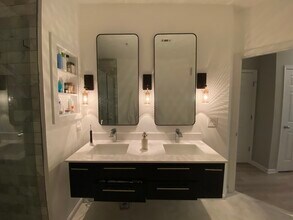 2301 25th St S, Unit 305 in Arlington, VA - Foto de edificio - Building Photo