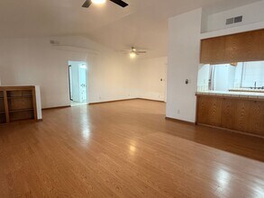 9143 Evelyn Ave in California City, CA - Building Photo - Building Photo