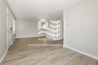 1583 Breiding Rd in Akron, OH - Building Photo - Building Photo