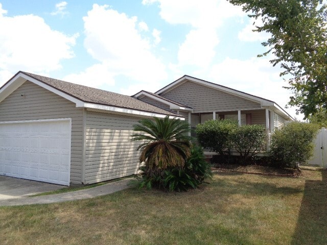 property at 10135 Berrybriar Ln