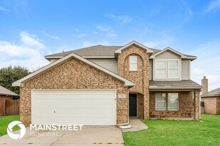 111 Watering Hole in Newark, TX - Building Photo