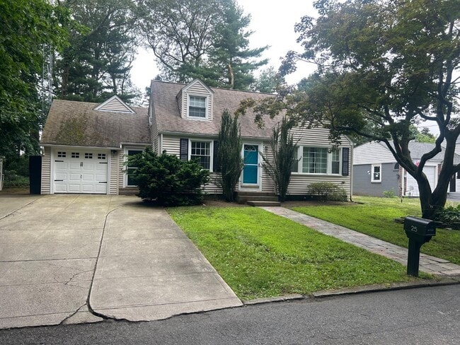 property at 25 Chase Ave