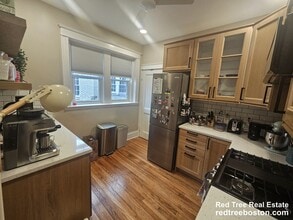5 Colliston Rd, Unit 7 in Boston, MA - Building Photo - Building Photo