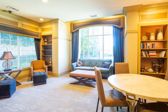 Eagles Landing Apartments in Charlottesville, VA - Foto de edificio - Interior Photo