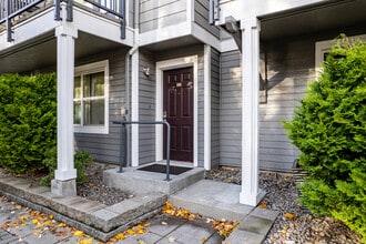 NorthWynd at Columbia Shores in Vancouver, WA - Building Photo - Building Photo