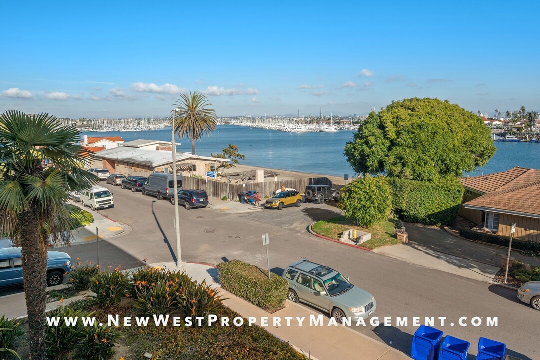 2915 Lawrence St in San Diego, CA - Building Photo