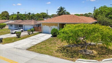 1001 NW 47th St in Fort Lauderdale, FL - Building Photo - Building Photo