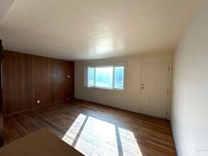 238 18th St in Sparks, NV - Foto de edificio - Building Photo