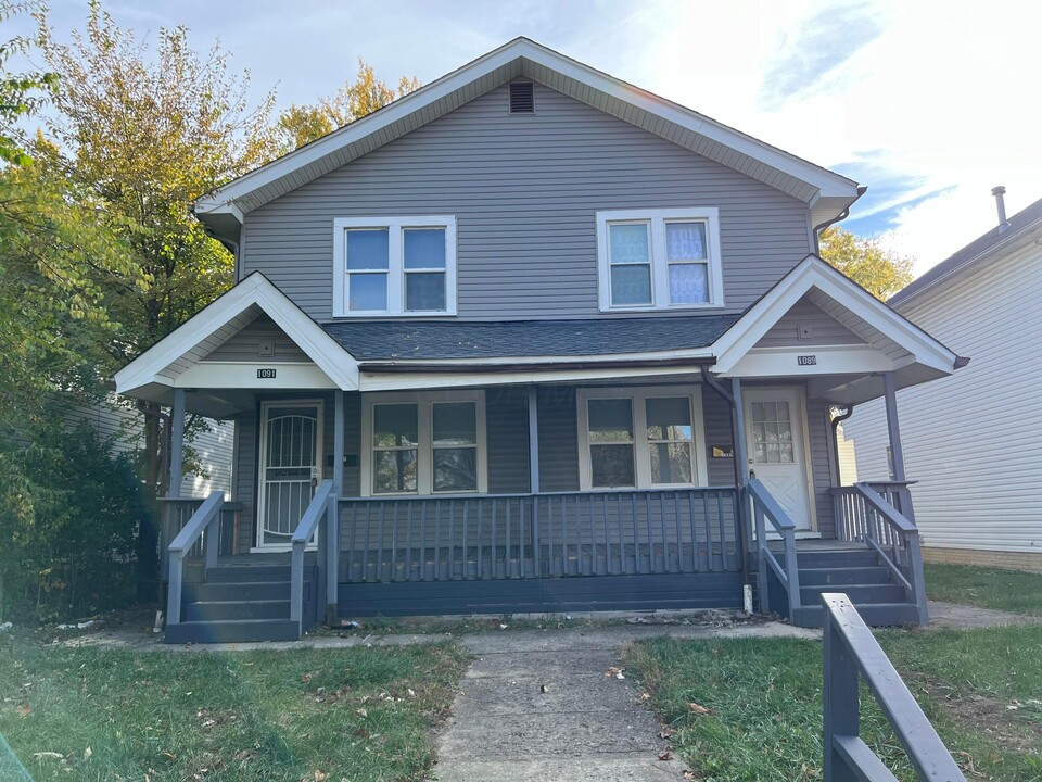 1089 E 21st Ave in Columbus, OH - Building Photo