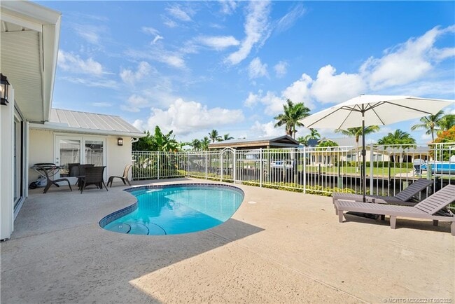 property at 1229 SW Dyer Point Rd
