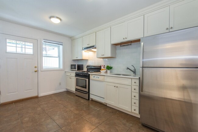 61 Bright St in Jersey City, NJ - Building Photo - Building Photo