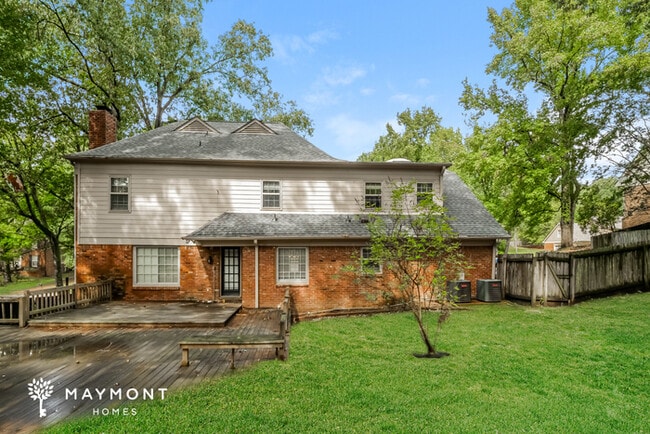 106 Country Pl in Memphis, TN - Building Photo - Building Photo