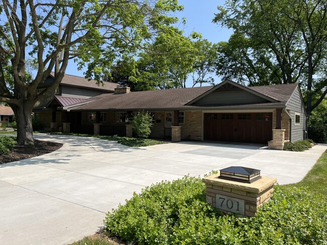 property at 701 Riverview Dr