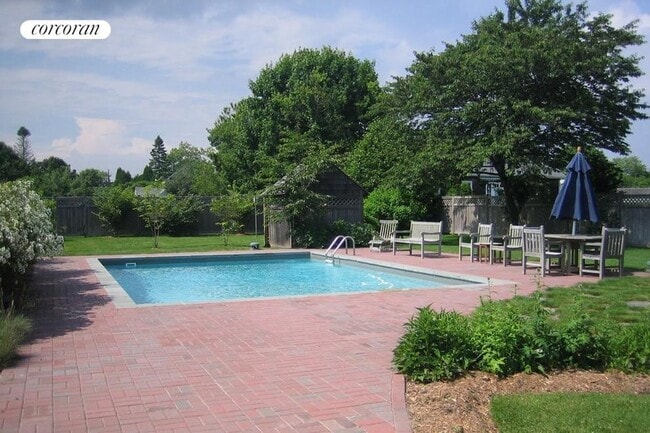 176 Bluff Rd in Amagansett, NY - Building Photo - Building Photo