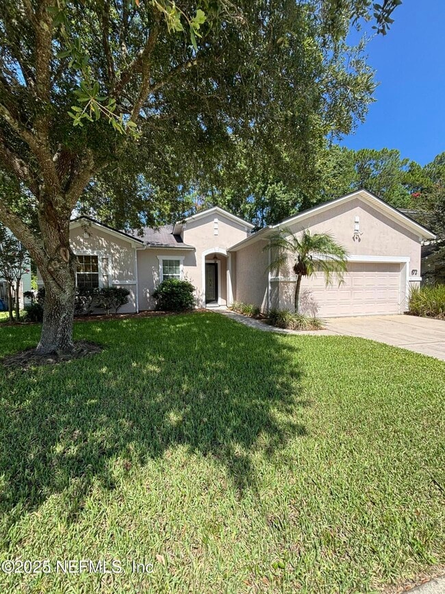 property at 872 Collinswood Dr