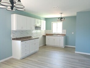 4313 Molina Dr in Corpus Christi, TX - Building Photo - Building Photo