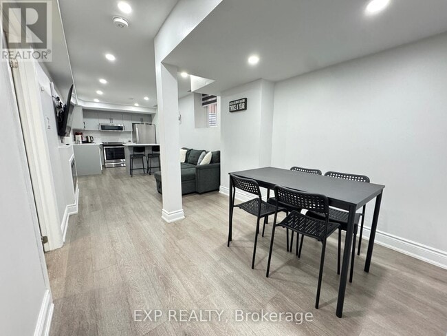 164 Morningside Dr in Halton Hills, ON - Building Photo - Building Photo