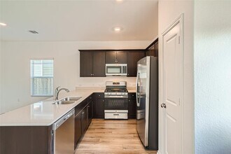 2712 Shimsham Dr in Pflugerville, TX - Building Photo - Building Photo