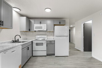 1812 S Cleveland Ave in Sioux Falls, SD - Building Photo - Building Photo