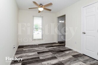 1605 Rock Creek Dr in Grove City, OH - Building Photo - Building Photo