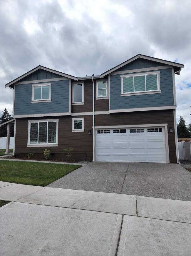 property at 15723 View Dr Ct SE