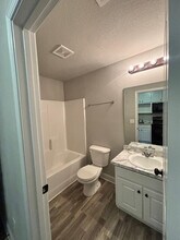 1242 Ernest Elder Rd in Winder, GA - Foto de edificio - Building Photo