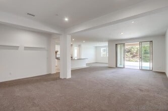 2407 Medley Ln in Escondido, CA - Building Photo - Building Photo