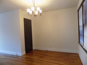 122 S Franklin Blvd-Unit -1&2 in Tallahassee, FL - Building Photo - Building Photo