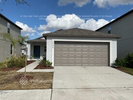 7206 Jenkins Vista Ct in Sun City Center, FL - Building Photo