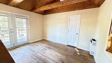 25065 Laurel Trail in Idyllwild, CA - Building Photo - Building Photo