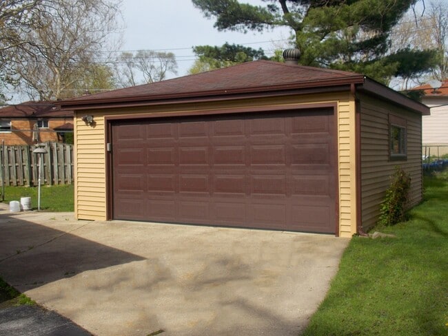 21403 Butterfield Pky in Matteson, IL - Building Photo - Building Photo