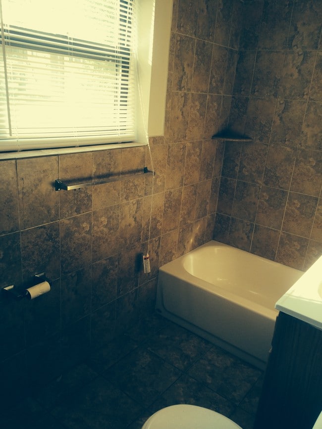 81 N Arlington Ave, Unit 3B in East Orange, NJ - Foto de edificio - Building Photo