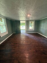 1011 1/2 Clydesdale Ave in Anniston, AL - Building Photo - Building Photo