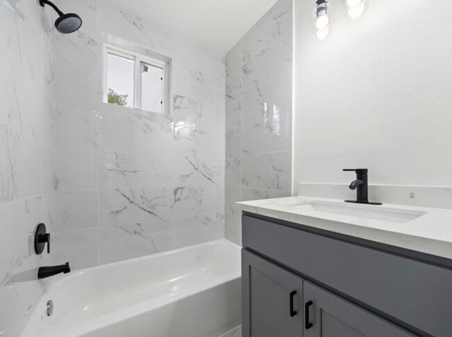 property at 3521 McIlhenny St