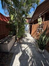 799 Fairwood Ln in Clearwater, FL - Building Photo - Building Photo