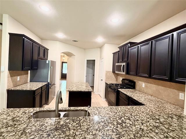 1106 Ellis Rd in Melissa, TX - Building Photo - Building Photo