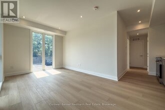 14 Stevenson St N in Guelph, ON - Building Photo - Building Photo