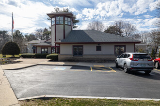 Amesbury Gardens in Lawrence, MA - Building Photo - Building Photo