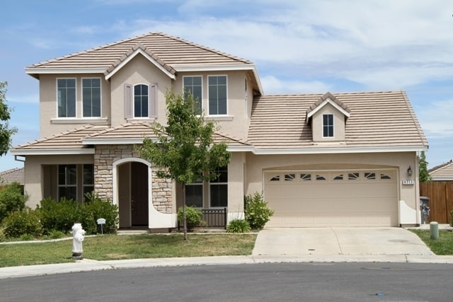 property at 4713 Battles Ct