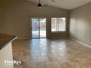 961 W Tremaine Ave in Gilbert, AZ - Building Photo - Building Photo
