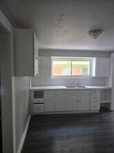 8103 Whitethorn Ave in Cleveland, OH - Building Photo - Building Photo