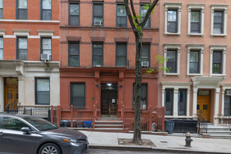 229 E 88th St in New York, NY - Building Photo - Building Photo