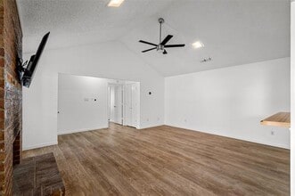 2302 Carol Good Ln in Carrollton, TX - Building Photo - Building Photo