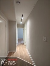 517 W Belmont Ave, Unit 511-5 in Chicago, IL - Building Photo - Building Photo