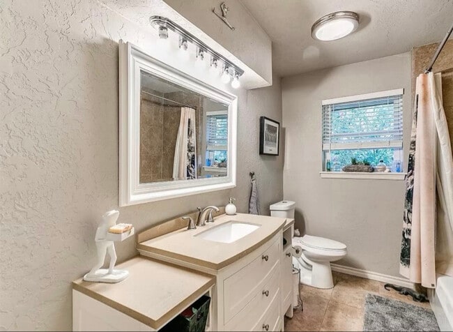 1623 Chamblee Dr in Norman, OK - Foto de edificio - Building Photo