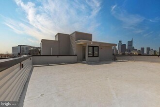 1519 Ridge Ave in Philadelphia, PA - Building Photo - Building Photo